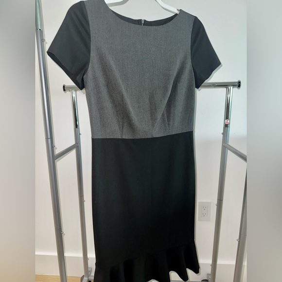 Ann Taylor Career Dress, size 2 - Picture 1 of 4